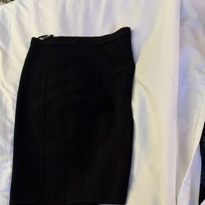 Donna Karan Elegant Black Pencil Skirt